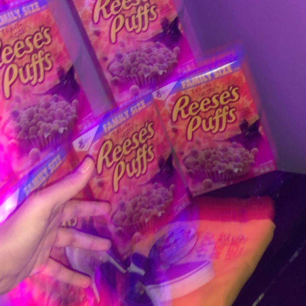 TRAVIS SCOTT LIMITED EDITION FAMILY SIZE CEREAL